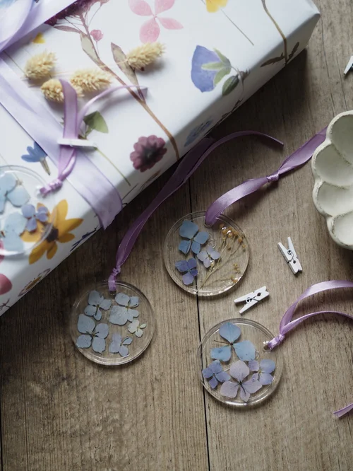 Resin flower jewelry diy deals